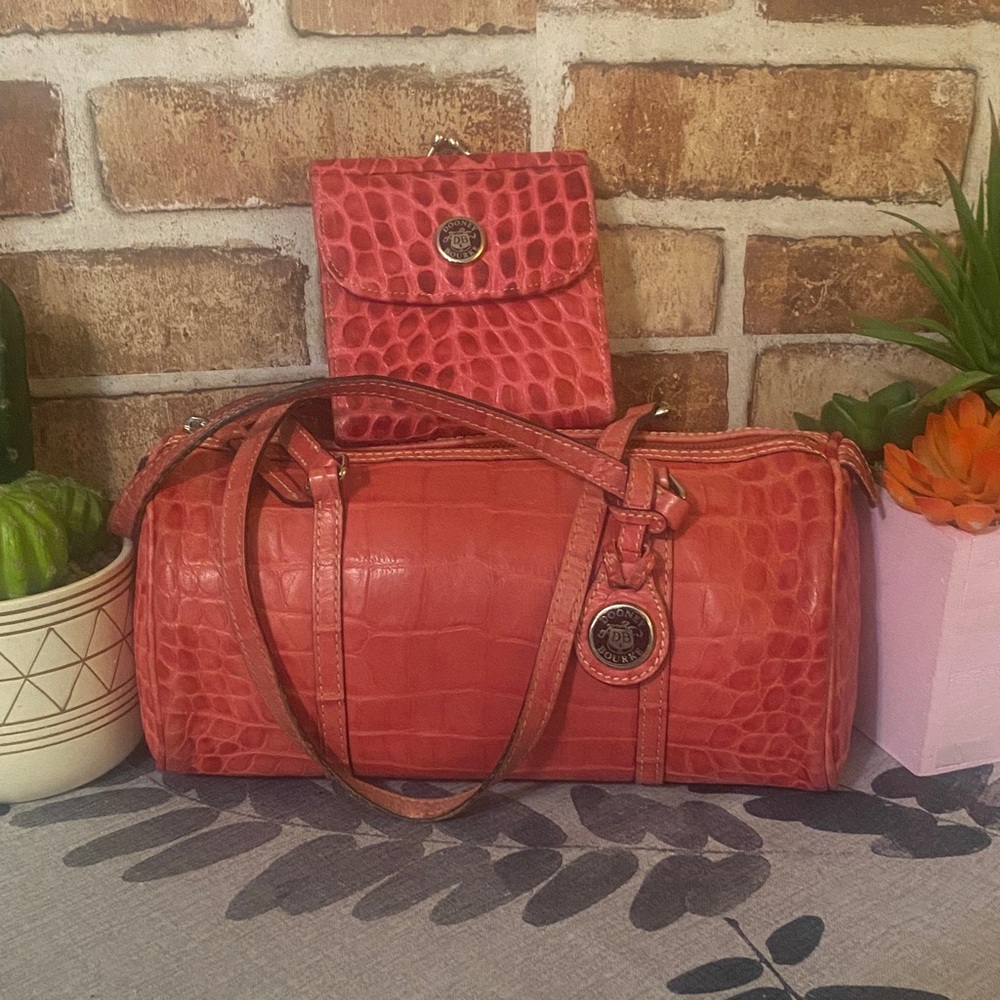 Dooney & Bourke pink Croc-Embossed Barrel with Kisslock wallet